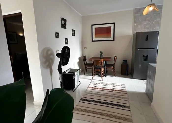 شقة Modern & Charming 2br - Navy House *