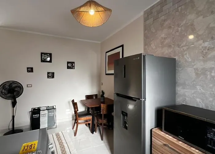Modern & Charming 2br - Navy House * دهب
